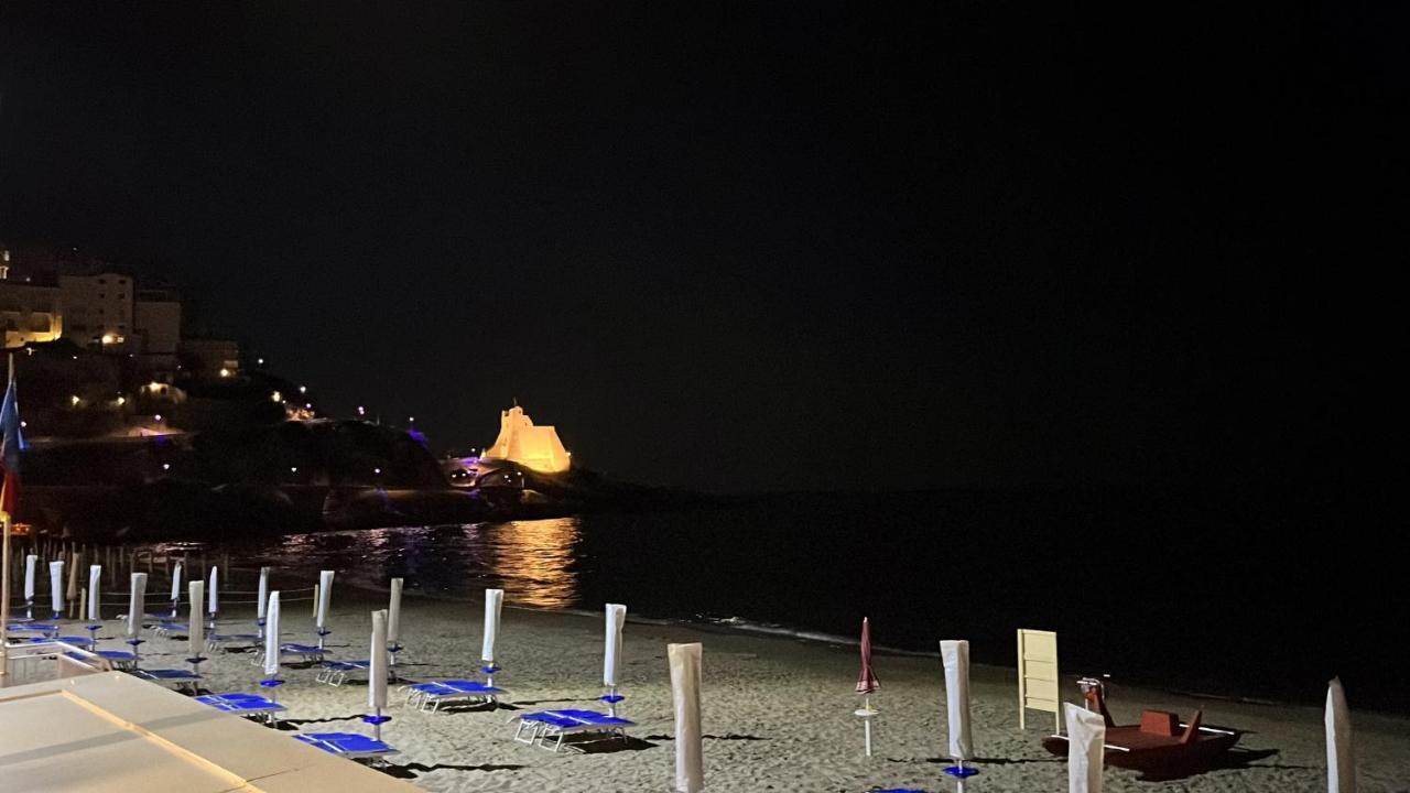 Casa Mediterranea: Appartamento Vista Mare A Soli 200M Dalla Spiaggia 斯佩隆加 外观 照片